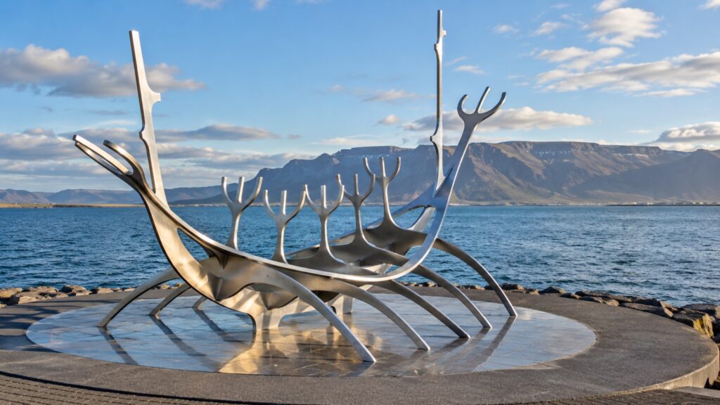 Sólfar — Sun Voyager